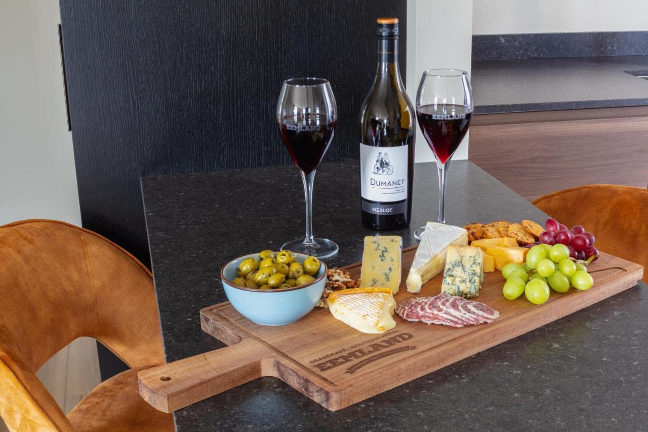 Grandcafe Boutique Hotel Eemland 엠네스 외부 사진