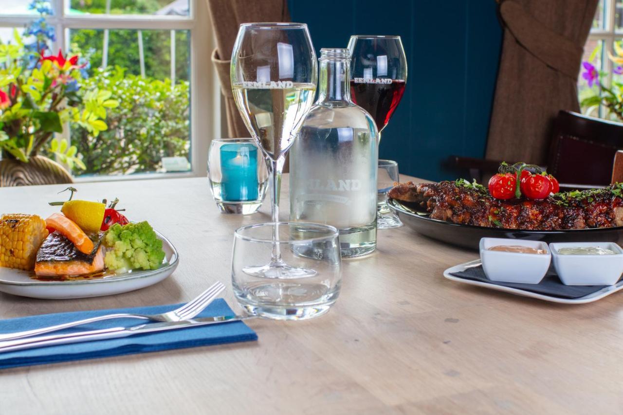Grandcafe Boutique Hotel Eemland 엠네스 외부 사진